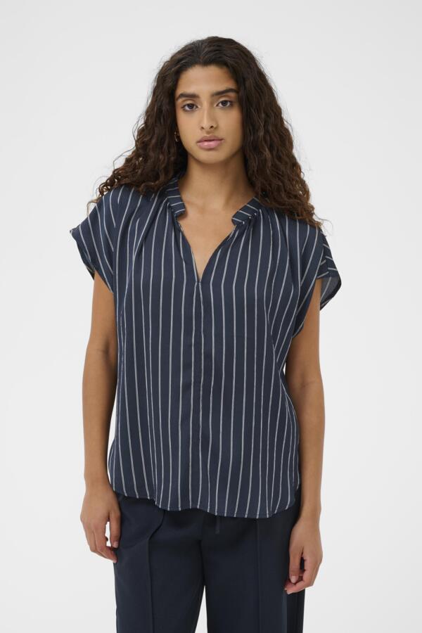 SOAKED BLUSE