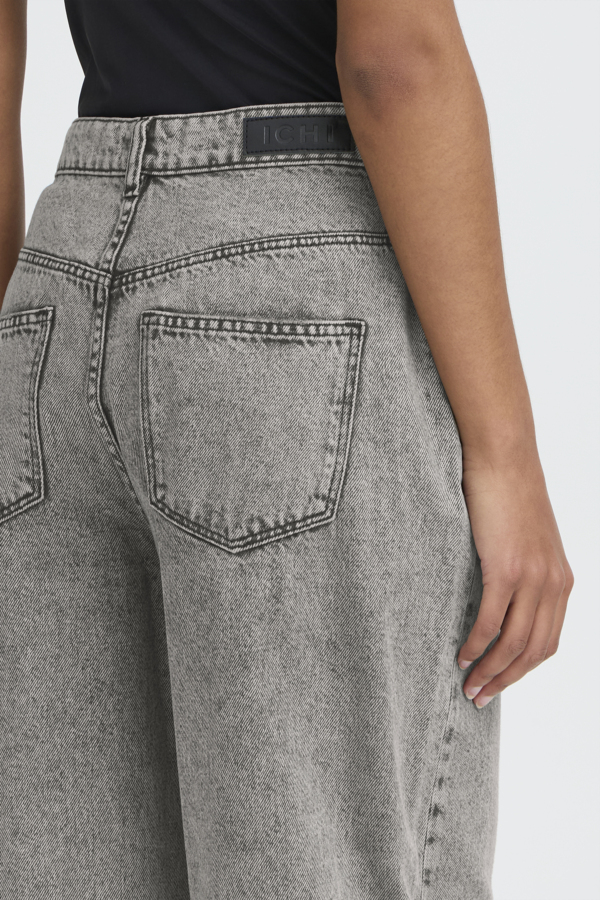 ICHI JEANS