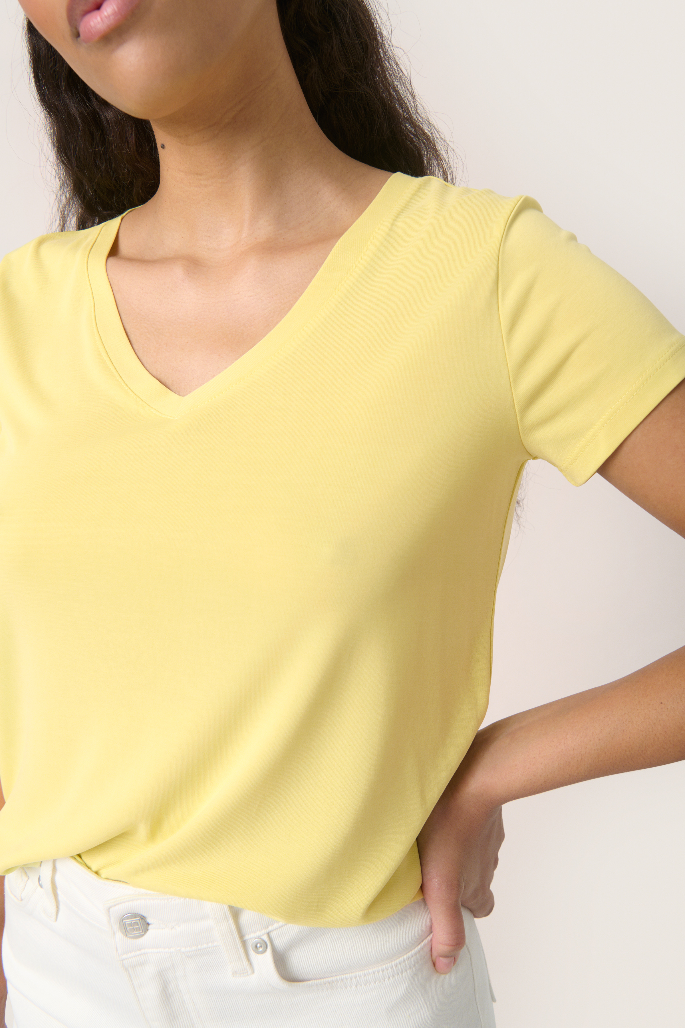 SOAEKD T-SHIRT V-NECK