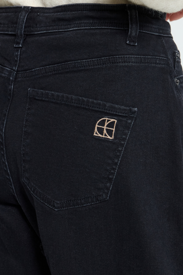 ICHI JEANS