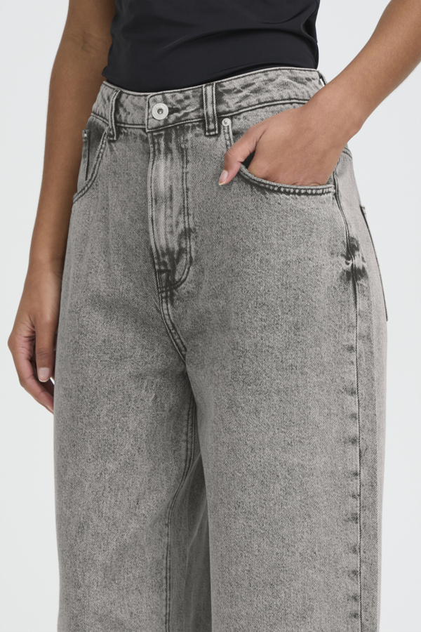 ICHI JEANS